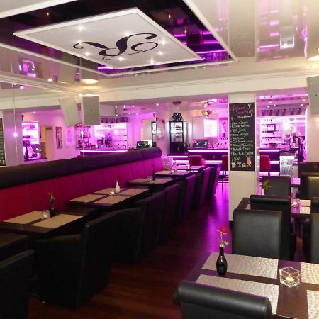 Aparthotel C'Est La Vie Саарлуис Экстерьер фото